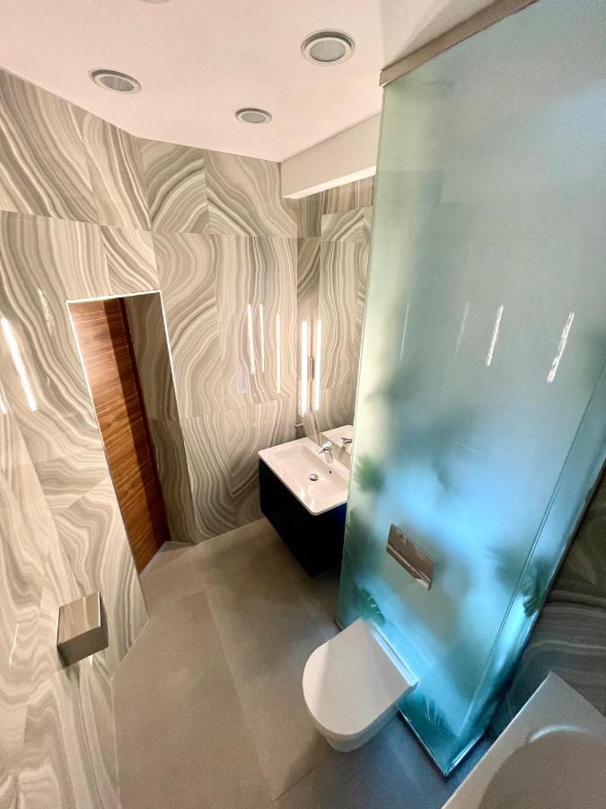 Logvinenko Apartment Bishkek Ngoại thất bức ảnh