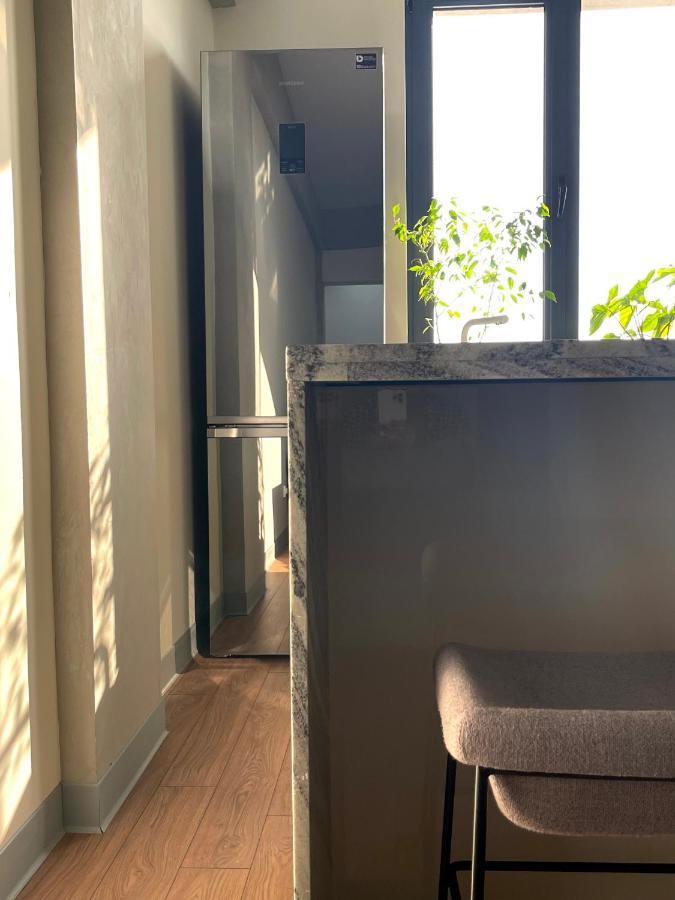 Logvinenko Apartment Bishkek Ngoại thất bức ảnh